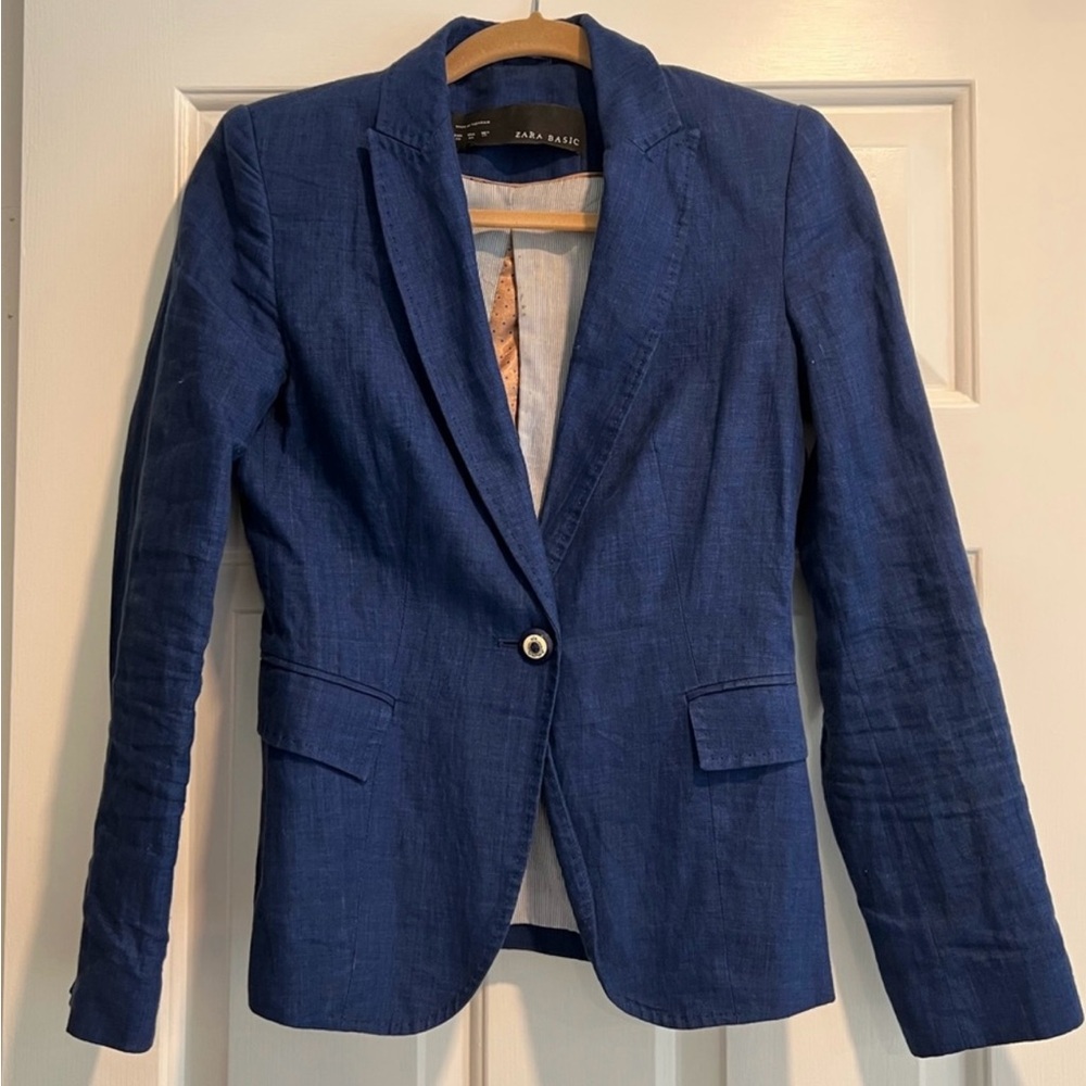 Zara Women's Navy Blazer Size XS